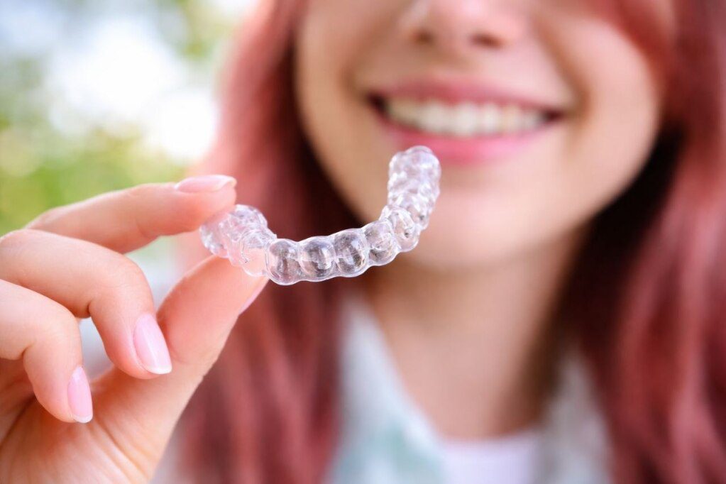 Invisalign Lite: Cost, Treatment Time & Who It’s For